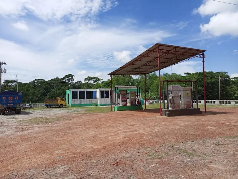 আমতলীতে মাপে কম দেয়ায় অভিযোগ রহমান ফিলিং স্টেশনকে জরিমানা